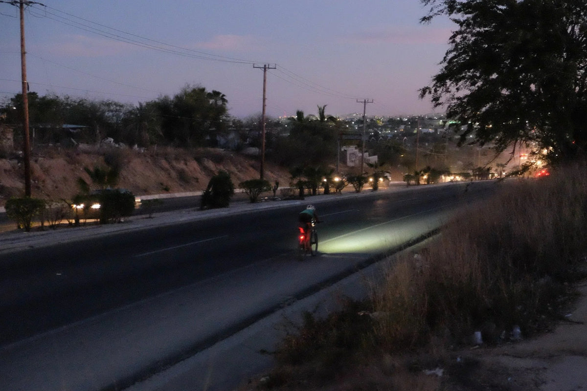 Sinewave Cycles Beacon Front Light - Simple Bike Store